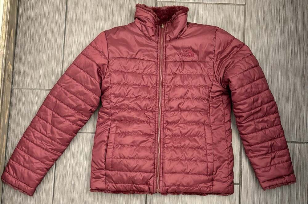 The North Face Girls' Reversible Mossbud Swirl Jacket Size Large Maroon